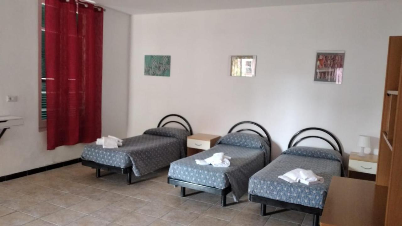 Esperia Hotel Spotorno Esterno foto