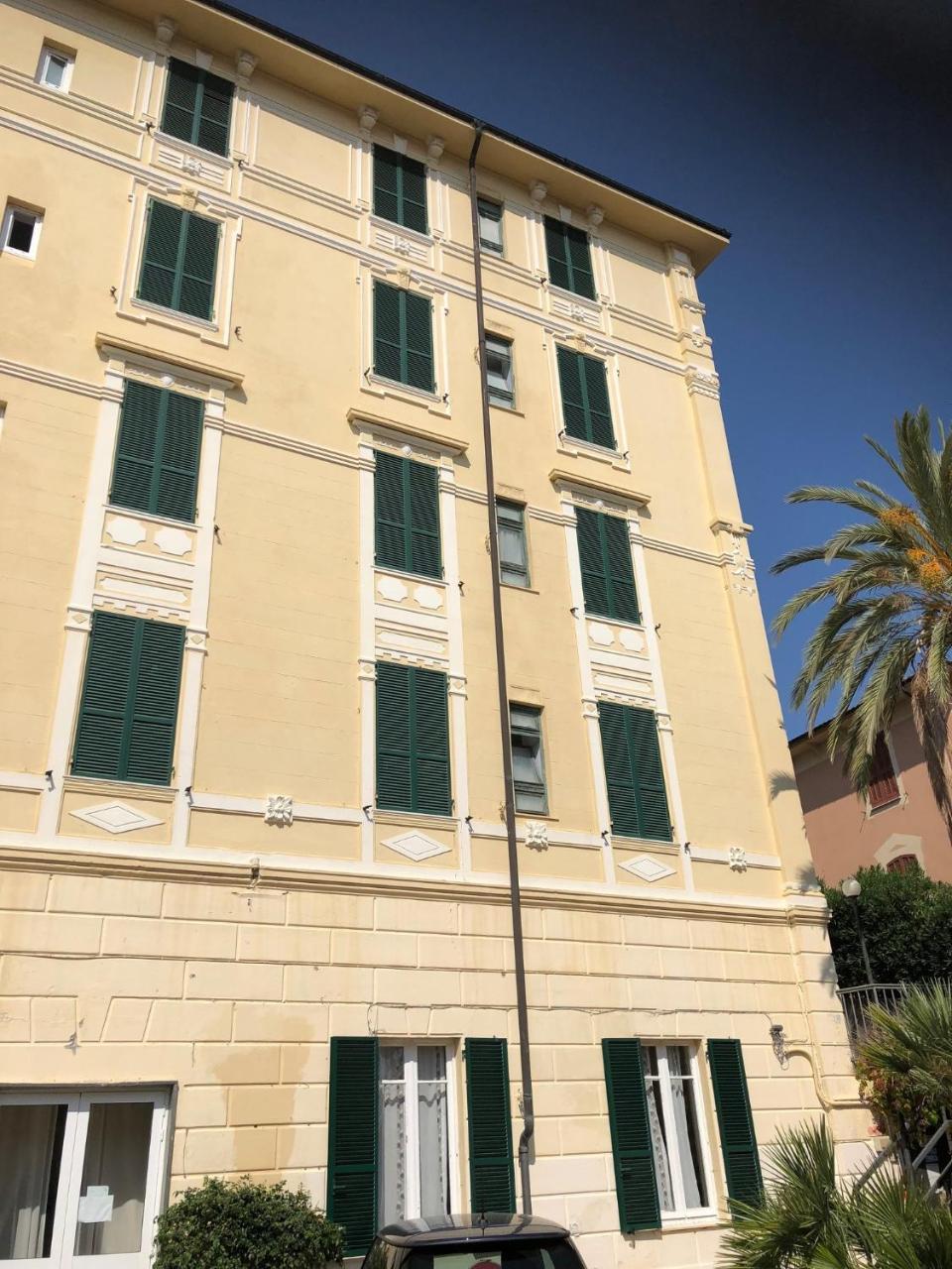 Esperia Hotel Spotorno Esterno foto