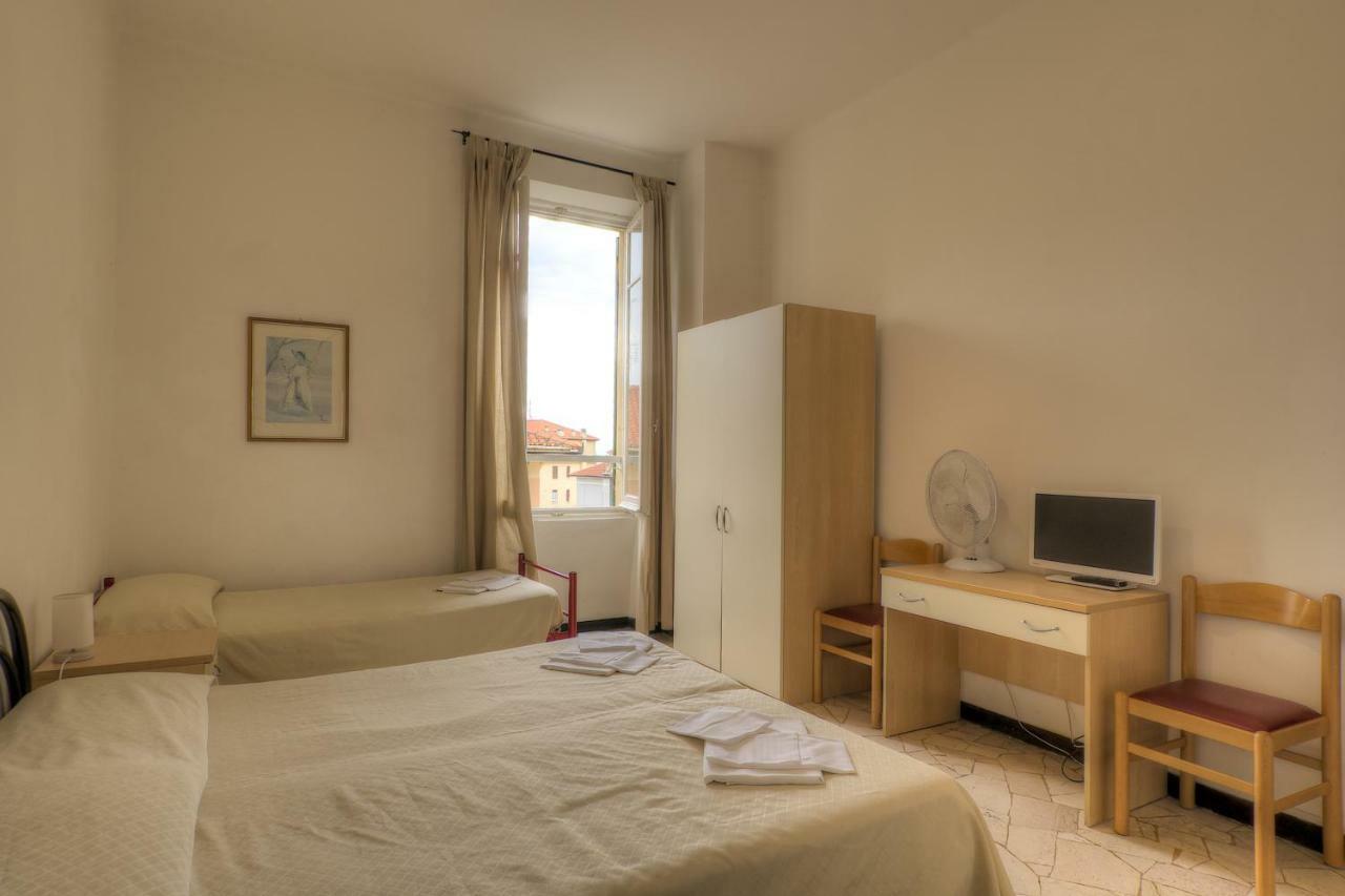 Esperia Hotel Spotorno Esterno foto
