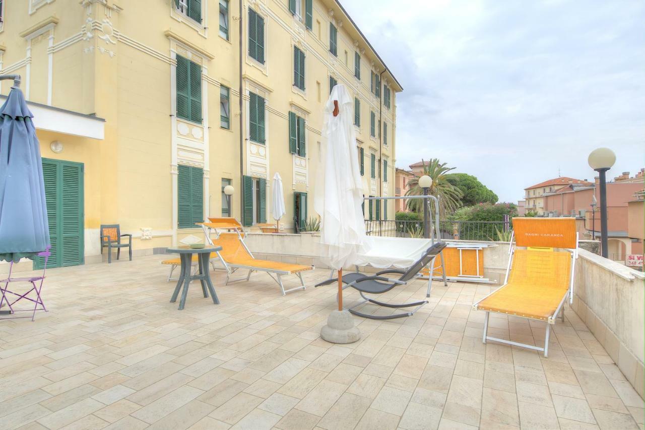 Esperia Hotel Spotorno Esterno foto